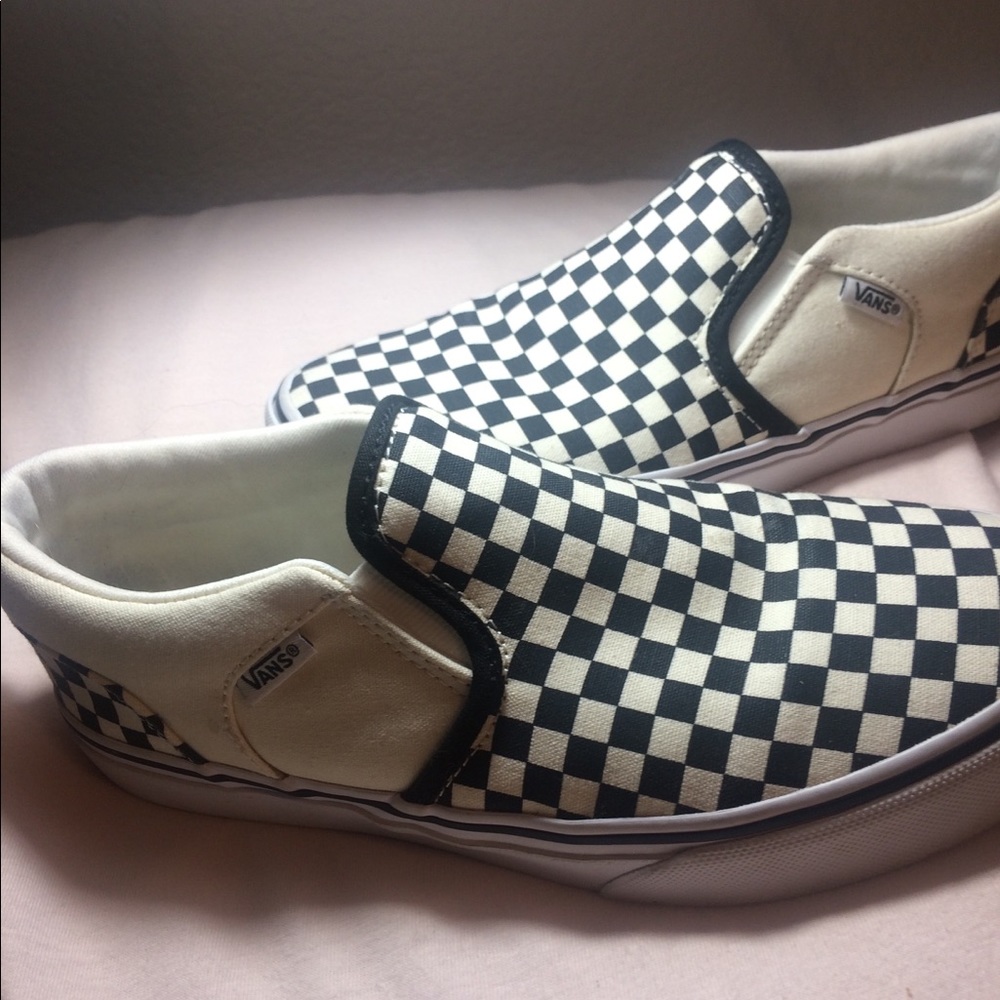 Checkered shoes